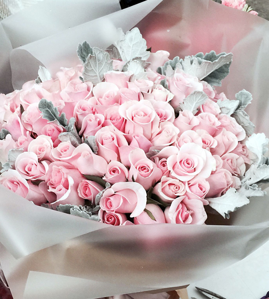 【草莓冰 】99枝粉玫瑰/合肥鲜花速递韩式花束送女友同城鲜花店送花