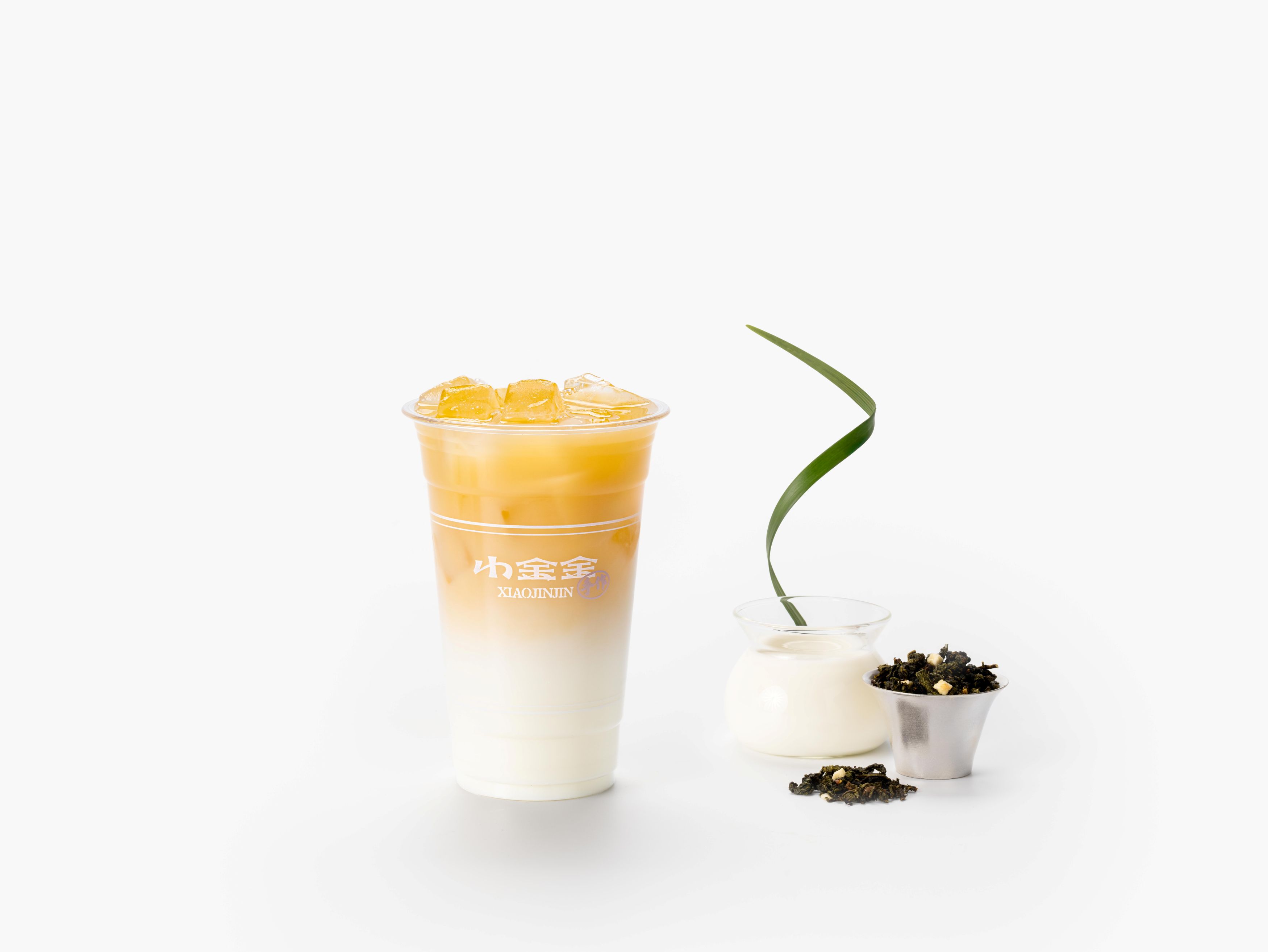 白桃乌龙鲜奶茶