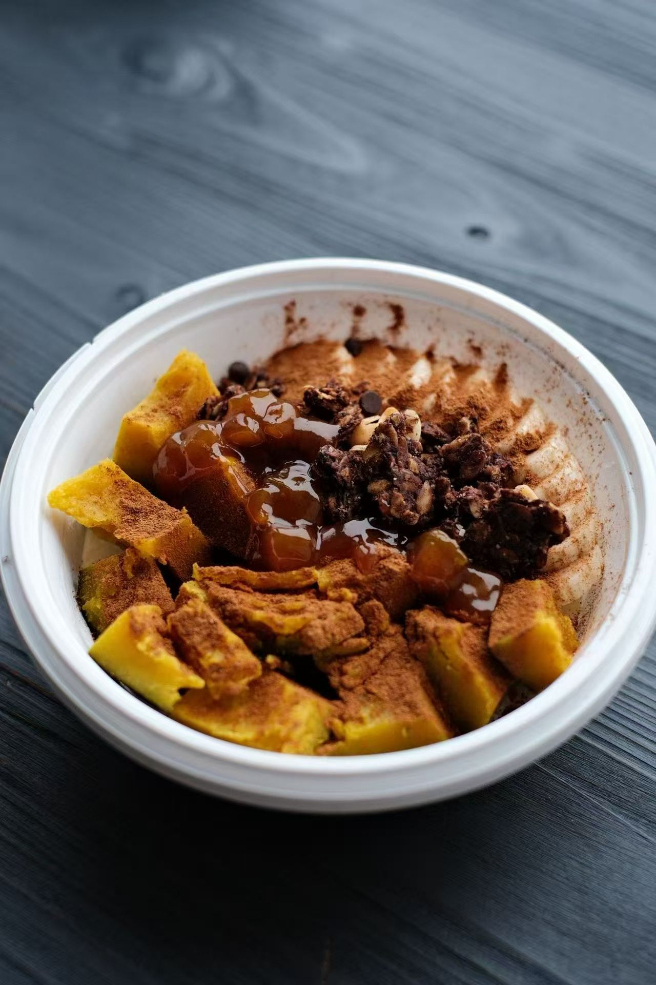 南瓜肉桂·香蕉可可肉桂谷物碗