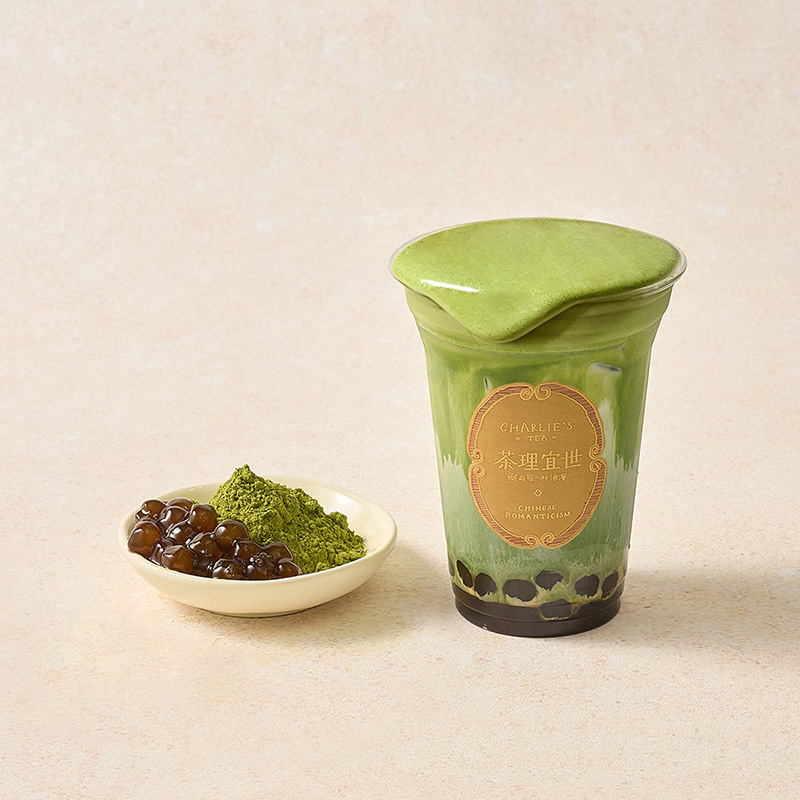 特浓抹茶与白